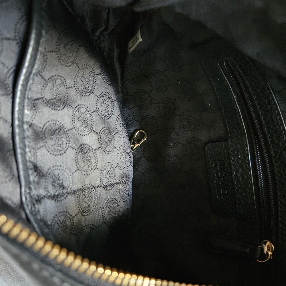 Michael Kors Black Rhea Crossbody Hipster Messenger Brass Black Genuine Leather - Picture 6 of 9